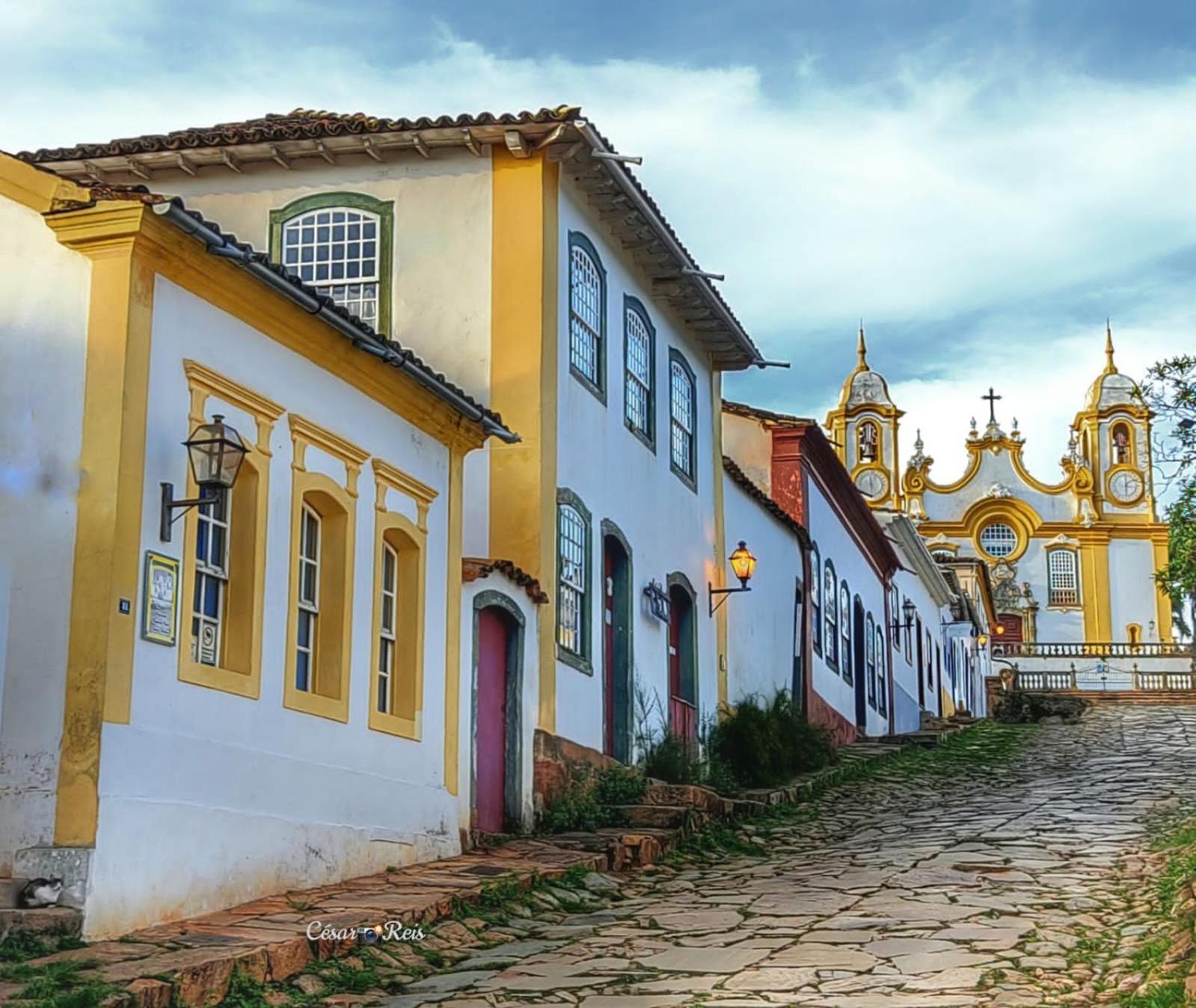 Antiquario & Pousada Da Matriz 호텔 티라덴티스 외부 사진